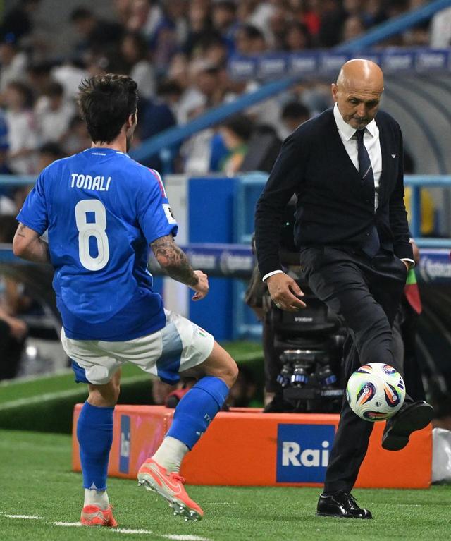 开云入口 -包含意大利杯冲刺阶段再迎强敌，切尔西刷新队史纪录，主帅态度——引发热议，纪律约束更严格的词条